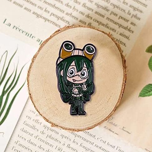 شارة دبوس من المينا الصلبة Tsuyu Asui هدية لطيفة لشخصية Nerd لعشاق أكاديمية بطلي in Kuwait