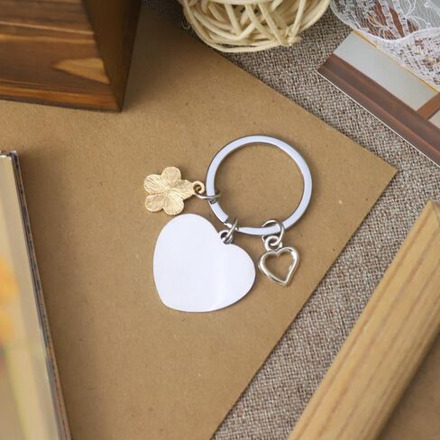 Mothers Day Gifts, Gifts for Mom, Mother's Day Gift Ideas, Mom Birthday Gifts, Mom Gifts, Mama Gifts, Mom Keychain, Best Mom Gifts, Gifts for Stepmom, Mom Christmas Gifts, Valentines Day Gifts for Mom in Saudi Arabia