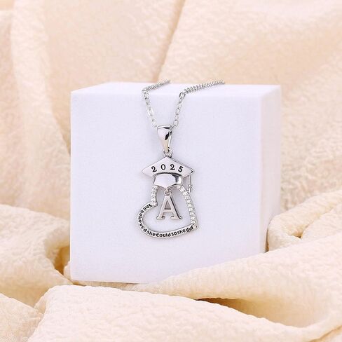 هدايا التخرج لها، فئة 2024 هدايا التخرج من الكلية في المدرسة الثانوية للابنة أفضل الأصدقاء، قلادات التخرج الأولية على شكل قلب مكعبة زركونيا مطلية بالذهب عيار 14 قيراط للنساء والفتيات مجوهرات in Kuwait