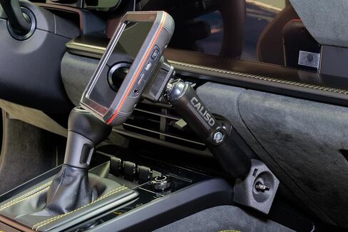 Porsche 992 لـ Garmin Catalyst 1 "كرة صلبة in Saudi Arabia