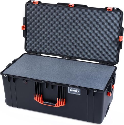 Pelican Air 1646 Case by Colorcase - Black - بحجم كبير مقاومة للماء مع Pick & Pluck Foam ورغوة الغطاء المعقدة - مقاولات وملبس سوداء in Kuwait