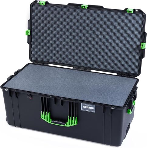 Pelican Air 1646 Case by Colorcase - Black - بحجم كبير مقاومة للماء مع Pick & Pluck Foam ورغوة الغطاء المعقدة - مقاولات وملبس سوداء in Kuwait