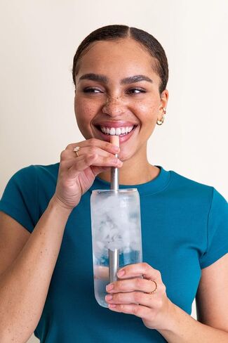 LifeStraw Sip - قش شرب من الفولاذ المقاوم للصدأ قابل لإعادة الاستخدام مع حقيبة حمل، يزيل المواد البلاستيكية الدقيقة والبكتيريا والطفيليات للسفر والاستخدام اليومي، Laguna Teal in Saudi Arabia