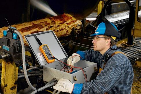 جهاز قياس رقمي صناعي متعدد Fluke 87V/IMSK مع مجموعة مشبك تيار Fluke i400، يحول 87 فولت إلى مقياس مشبك، قياسات التيار المتردد حتى 400 أمبير، يتضمن مسبار درجة الحرارة، وسلاسل اختبار ومشابك التمساح in Saudi Arabia