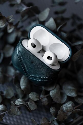 علبة جلدية متميزة من Bullstrap متوافقة مع Apple Airpods 3 ، الشحن اللاسلكي ، التصميم المكون من قطعتين (المحيط) in Kuwait