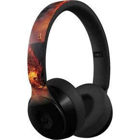 Skinit Skinit Skin Conclible مع Beats Solo Pro - تصميم Tate و Co.