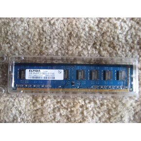 Elpida 2GB DDR3 1333 (PC3 10600) 240-Pin DDR3 SDRAM Desktop Memory Model (EBJ21UE8BDF0)