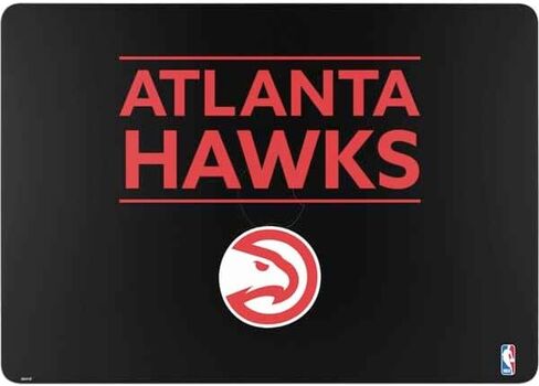 Skinit Skinit Lastop Skin Concerviped مع MacBook Air 13in M4 (2025) - NBA Atlanta Hawks مرخص رسميًا - التصميم الأسود in Kuwait