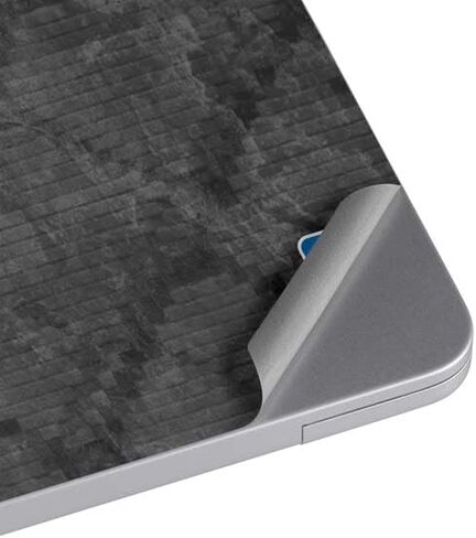 Skinit Skinit Lastop Skin Concerviped مع MacBook Air 13in M4 (2025) - NBA Atlanta Hawks مرخص رسميًا - التصميم الأسود in Kuwait