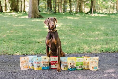 مجرد لحم البقر تجميد المجففة الكلب والقطط المكون واحد، 3 أوقية. الولايات المتحدة الأمريكية مصدرها محليًا جميعها طبيعية بكميات صغيرة in Kuwait