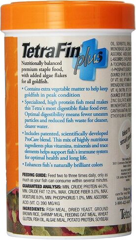 TetraFin Plus Goldfish Flakes 7.06 Ounces, Balanced Diet, With Algae To Promote Health in Saudi Arabia