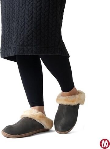 Minnetonka Womens Sheepskin Mule in Saudi Arabia