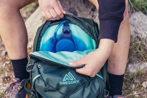 Gregory Swift 22L H2O Women's Day Hiking Backpack, Breathable Foam Backpanel, 2L Water Reservoir Included, One Size Fits All, Emerald Frost in Saudi Arabia