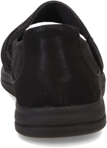 Clarks Women's Breeze Mj Mary Jane Flat in Saudi Arabia