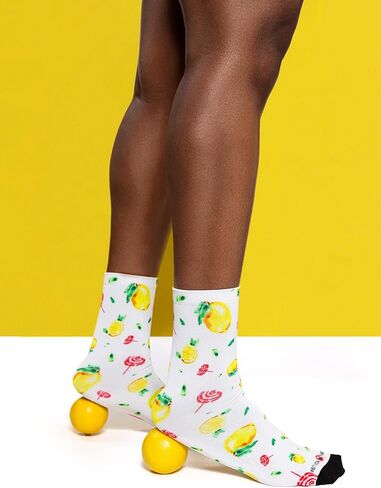 Hot Sox Women's Travel Write Draw La Vie En Rose Crew Sock 1 Pair Pack, Blue, Women's Shoe Size 4-10 in Saudi Arabia
