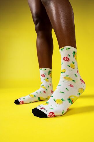 Hot Sox Women's Travel Write Draw La Vie En Rose Crew Sock 1 Pair Pack, Blue, Women's Shoe Size 4-10 in Saudi Arabia