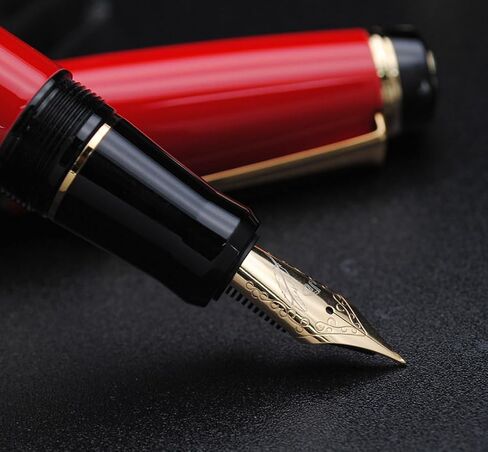 مجموعة أقلام حبر معدنية كبيرة بسن متوسط ​​0.7 مم، تتضمن محول إعادة تعبئة الحبر و5 خراطيش حبر وصندوق هدايا (سن متوسط ​​0.7 مم، أحمر) in Kuwait