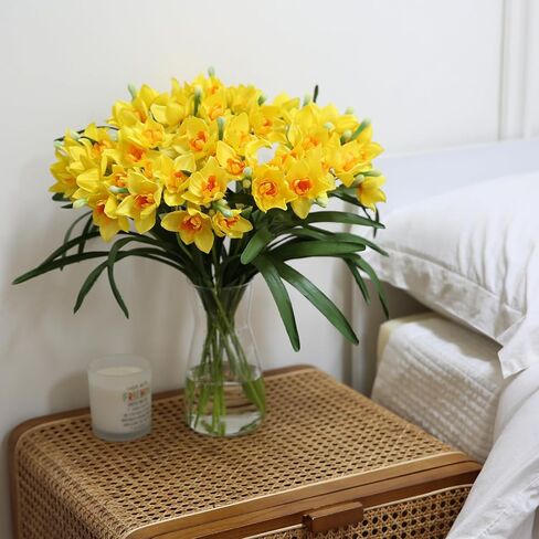 10PCS Artificial Flowers with Vase, Faux Silk Tulip Flower Artificial Flowers Bouquet in Glass Vase, Faux Flower Arrangement with Vase Suitable for Home Office Decoration, Dining Table Centerpiece in Saudi Arabia
