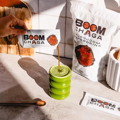 BOOM Chaga Mushroom Superdrink، مركز سائل فطر شاجا الخالي من الأكسالات، معزز يومي لمضادات الأكسدة، 31 عبوة فردية in Saudi Arabia