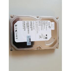 Seagate ST380815AS Barracuda 80GB 7200 RPM Serial ATA-300 SATA-II 7-pin 3.5 Inch Form Factor 8MB Buffer Hard Drive