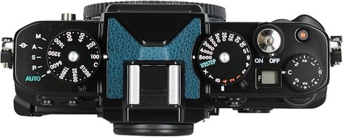 كاميرا Nikon Zf مزودة بمستشعر 24.5 ميجابكسل وكاميرا بدون مرآة لتسجيل الفيديو بدقة 4K (1761) + بطاقة سعة 64 جيجابايت + حقيبة + قارئ بطاقات + برنامج Corel للصور + حامل ثلاثي القوائم مرن + محفظة ذاكرة + طقم تنظيف + حافظة للغطاء (متجددة) in Saudi Arabia