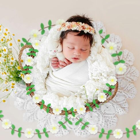 قطعتان من إكليل زهور الأقحوان لتزيين حفلات الأقحوان مع أوراق خضراء وأوراق نبات الكرمة الاصطناعية لحفلات الزفاف وحفلات استقبال المولود الجديد والحديقة ورف المزرعة وأكاليل المنزل والحرف اليدوية in Kuwait