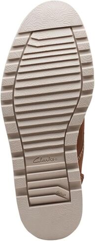Clarks Men's Barnes Mid Oxford Boot, Black Suede, 8 in Saudi Arabia