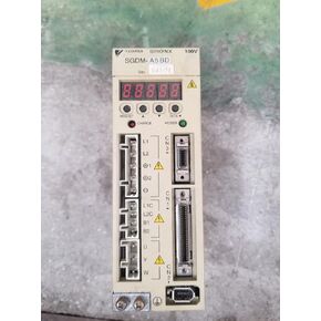 Davitu Motor Driver - Servo DRIVE SGDM-A5BD, Used one, 90% appearance, 3 months warranty,