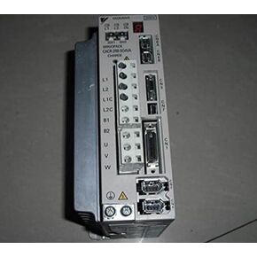 Davitu Motor Driver - Servo drive CACR-2R8-S04VA, Used one, 90% appearance, 3 months warranty, fastly shipping