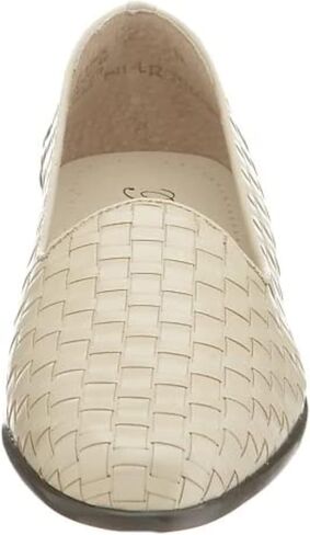 Trotters Women's Liz Ballet Flat in Saudi Arabia