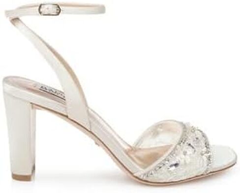 صندل Tayten نسائي بكعب عالٍ من Badgley Mischka in Saudi Arabia