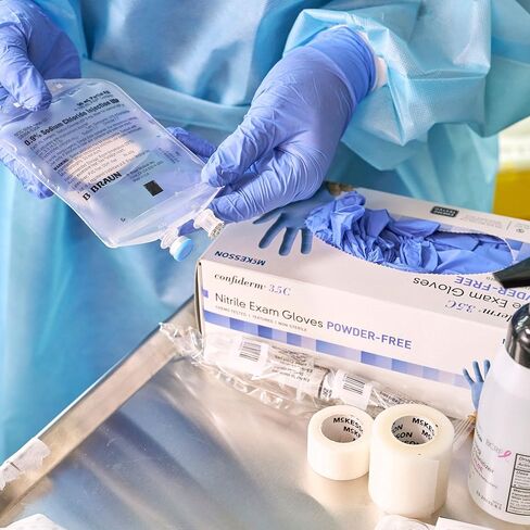 قفاز فحص النتريل McKesson Confiderm® 3.5C، كبير، أزرق in Saudi Arabia