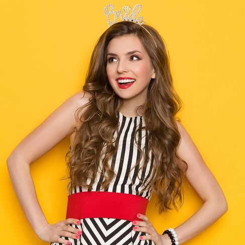 Casoty Bride Headband، تاج العروس الفضي، Bride to Be Headband، حجر الراين العازبة عقال، عقال دش الزفاف لحفل الزفاف، غطاء رأس الزفاف هدية دش الزفاف in Kuwait