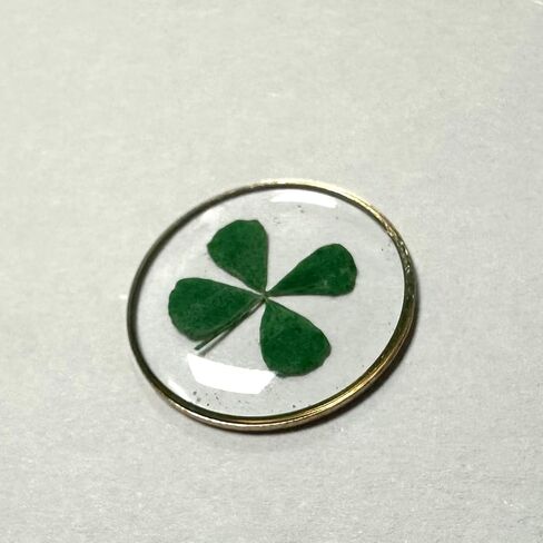 Good Luck Four Leaf Clover Crystal Token in Saudi Arabia