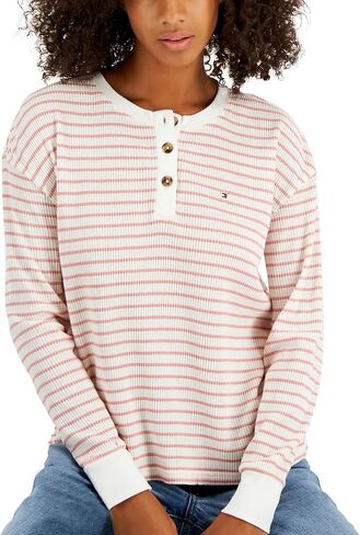 قميص نسائي من Tommy Hilfiger باللون الوردي من Henley Boxy ذو قصة متباينة وأكمام طويلة ورقبة دائرية LG in Saudi Arabia