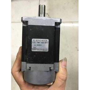 Davitu Electricity Generation - CSMT-04BB1ANT3, servo motor, used in good condition 80% appearance, good working,