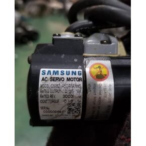 Davitu Electricity Generation - CSMZ-A5DA1ANM3 servo motor, used in good condition 85% appearance, good working,