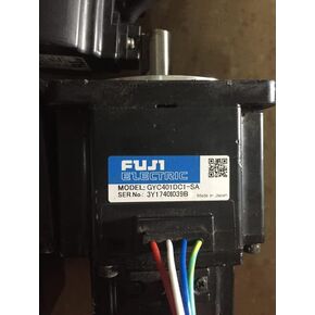 Davitu Electricity Generation - GYC401DC1-SA servo motor, used in good condition 80% appearance, good working,