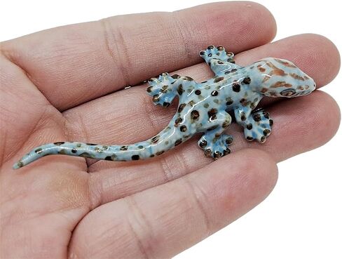 Tiny 3¾" Long Grey with Red and Black Dots Gecko Figurine - Miniature Hand Made Painted Ceramic Lizard Salamander Animal Porcelain Clay Decorative Collectible Figurines Home Décor Gifts in Saudi Arabia