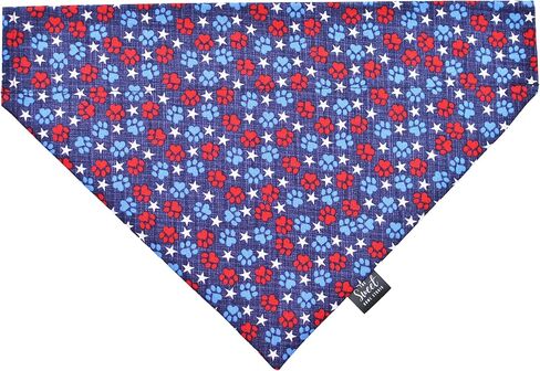 الوطنية في الرابع من يوليو على Bandana الكلب اليطاني ، الأحمر والأبيض والأزرق زلة في يوم الاستقلال للحيوانات الأليفة (النجوم على خطوط ، صغيرة) in Kuwait