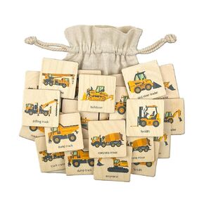 Montessori Wooden Construction Truck Car Memory ، نشاط مرحلة ما قبل المدرسة في مدرسة رياض الأطفال للأطفال ، وبطاقات مطابقة المركبات ، وهدية عيد ميلاد الأطفال ، والبلاط الصديق للبيئة والمصنّف يدويًا (4.5 × 4.5 سم)