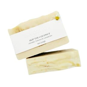 Skip The Coconut body soap/coconut free/babassu oil/chamomile and calendula extracts/sensitive skin / 5oz bar/long lasting/unisex gift/moisturizing
