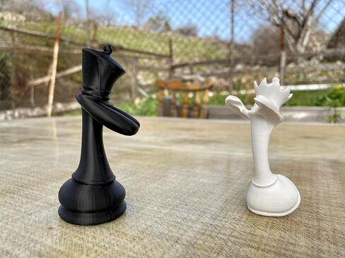 تمثال شطرنج الملك والملكة - ديكور شطرنج رومانسي ثلاثي الأبعاد - هدية فريدة من نوعها للزوجين ، الذكرى السنوية ، الزفاف وديكور عيد الحب - محبي الشطرنج من PLA in Kuwait
