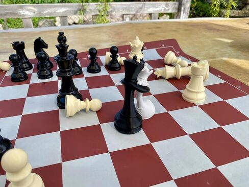 تمثال شطرنج الملك والملكة - ديكور شطرنج رومانسي ثلاثي الأبعاد - هدية فريدة من نوعها للزوجين ، الذكرى السنوية ، الزفاف وديكور عيد الحب - محبي الشطرنج من PLA in Kuwait