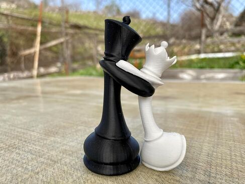 تمثال شطرنج الملك والملكة - ديكور شطرنج رومانسي ثلاثي الأبعاد - هدية فريدة من نوعها للزوجين ، الذكرى السنوية ، الزفاف وديكور عيد الحب - محبي الشطرنج من PLA in Kuwait