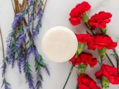 J&L Naturals Shampoo + Conditioner Bar Set | For Color Treated + Damaged Hair | Made in US | Zero Waste, Sulfate Free, Paraben Free, Vegan (Strength (Lavender & Rose Geranium), Full Size Set in Kuwait