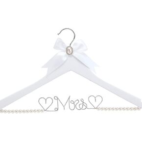 White Solid Wood Bridal Dress Hanger with Lady Wire Lettering for Bridal Wedding Party Gift (Pearl Silver Thread and White Hanger)