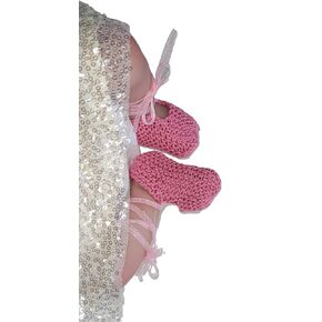 FIRST BALLET SLIPPERS - 0 to 1 month - Newborns- 100% HANDMADE KNITTED - BABY GIRL SHOES