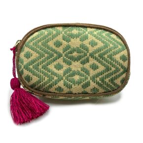 Fanny Pack "Eugenia", made by Jühue Artesanal, handmade fanny bag made in Mexico, Turquoise fanny bag, embroidered fanny bag, Mexican embroidery, Waist bag, embroidery waist bag, Embroidery waist bag