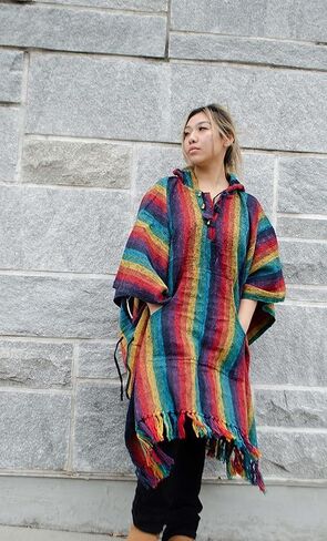 Nepalese Poncho Usisex - 100 ٪ Cotton Baja Hoodie | حجم واحد يناسب كل | سترة الهبي مع إغلاق الرباط على الطراز المكسيكي المعطف (قوس قزح) in Kuwait